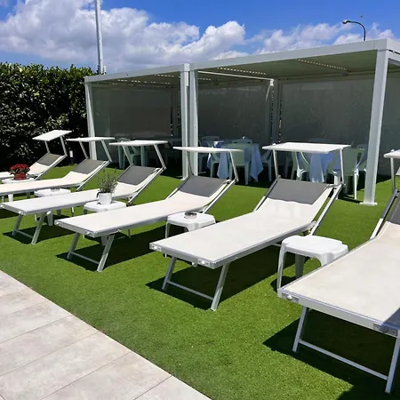 Costantino Apartman *