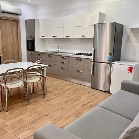 Costantino Apartment *