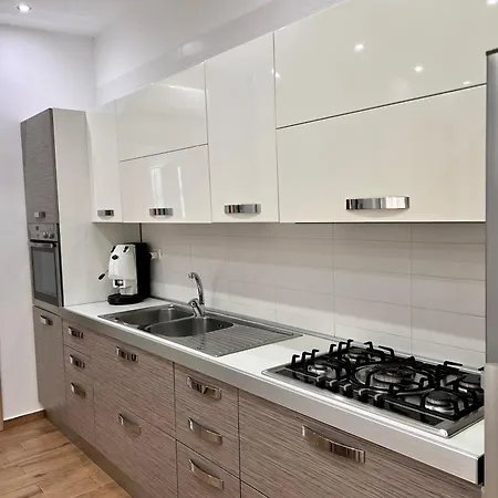 Apartament Costantino *